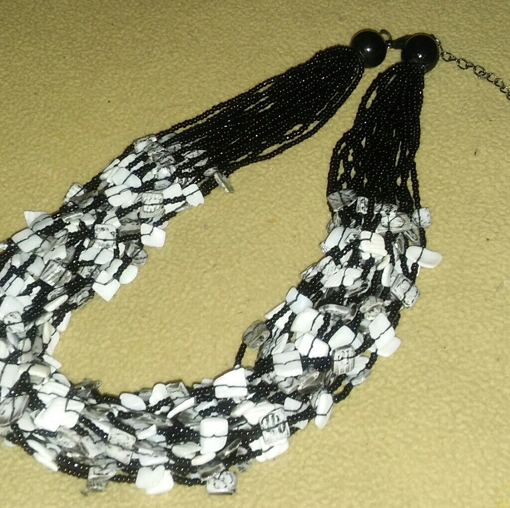 Black & White Strand Necklace